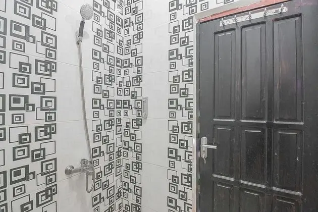 Tek Büyük Yataklı Oda (RedDoorz)