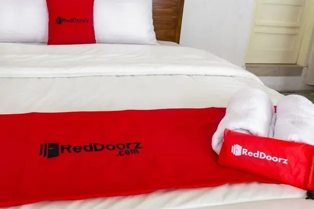 Tek Büyük Yataklı Oda (RedDoorz)
