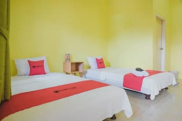 İki Ayrı Yataklı Oda (RedDoorz)