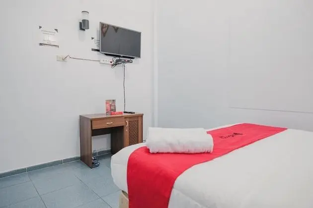 Standard Tek Büyük Yataklı Oda (Reddoorz)