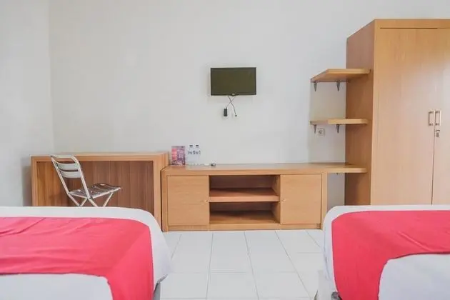 İki Ayrı Yataklı Oda (RedDoorz)