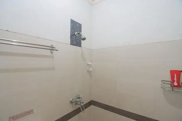 İki Ayrı Yataklı Oda (RedDoorz)