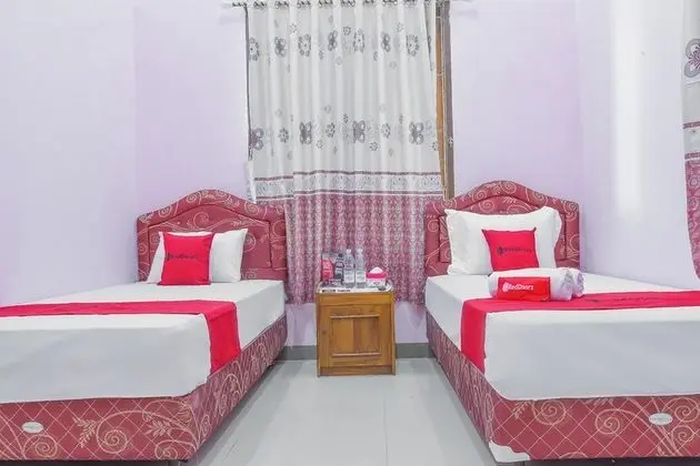 İki Ayrı Yataklı Oda (RedDoorz)