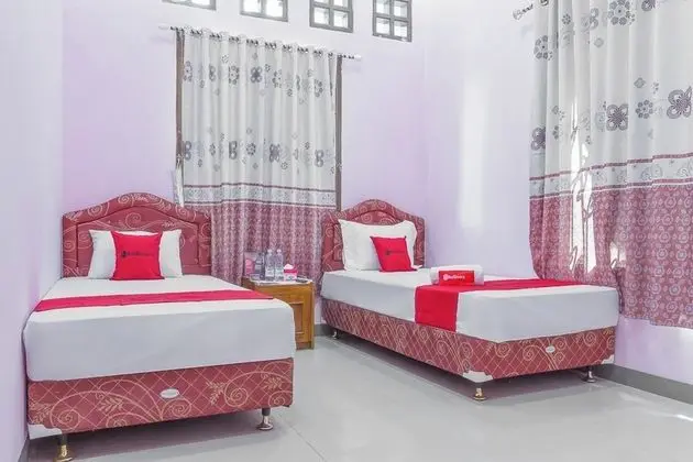 İki Ayrı Yataklı Oda (RedDoorz)