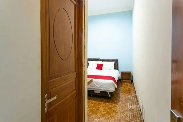 Tek Büyük Yataklı Oda (RedDoorz)