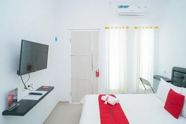 Tek Büyük Yataklı Oda (RedDoorz)
