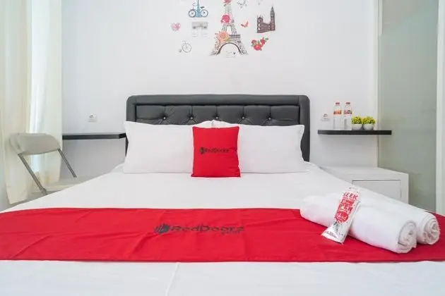Tek Büyük Yataklı Oda (RedDoorz)