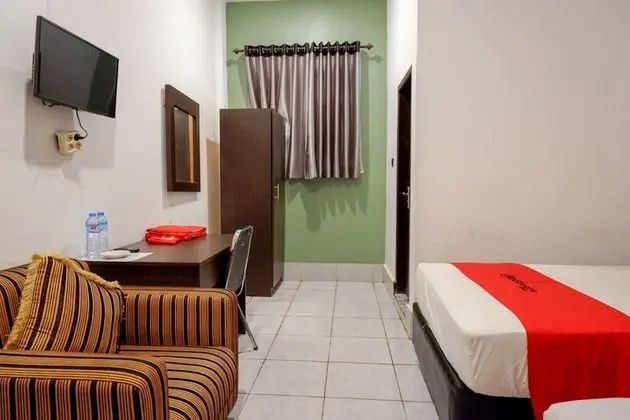 Deluxe İki Ayrı Yataklı Oda (Reddoorz)