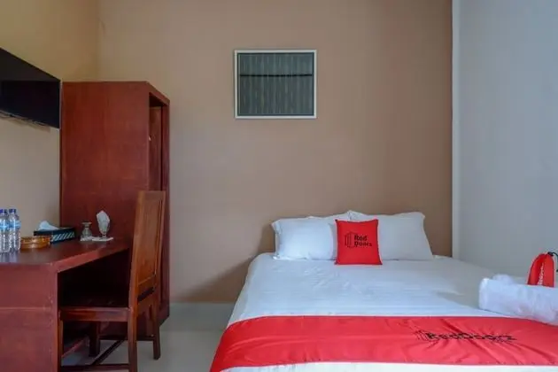 Tek Büyük Yataklı Oda (RedDoorz)
