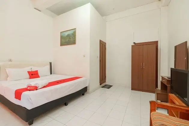 Tek Büyük Yataklı Oda (RedDoorz)