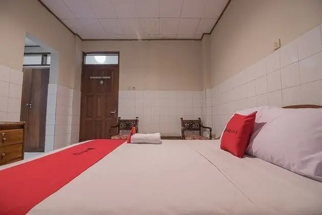 Tek Büyük Yataklı Oda
