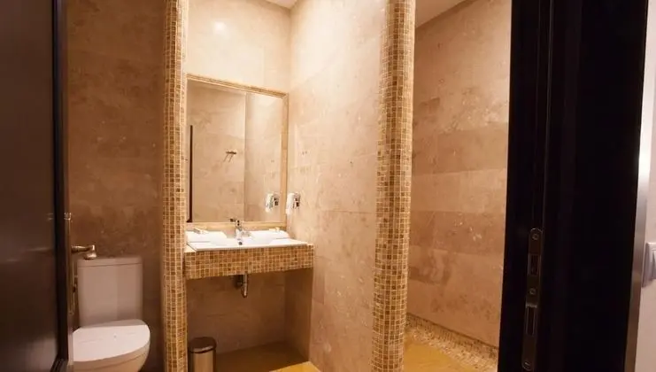 Standard Tek Büyük veya İki Ayrı Yataklı Oda
