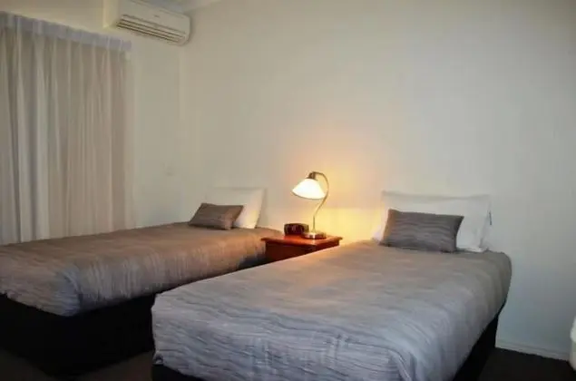 Standard Oda, Sigara İçilmez, Balkon (Twin Share)
