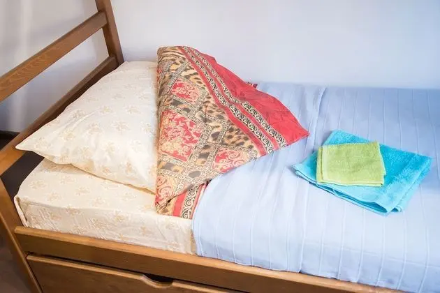 Ortak Ranzalı Oda, Karma Ranzalı Oda (1 Bed in 6 Person Dorm)