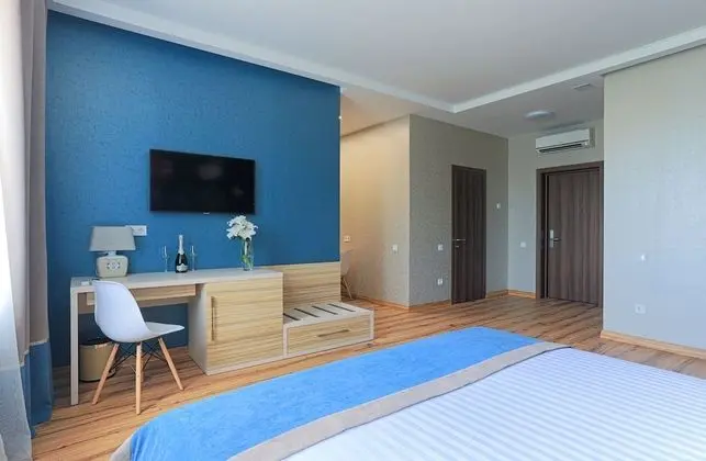 Junior Süit, Şehir Manzaralı