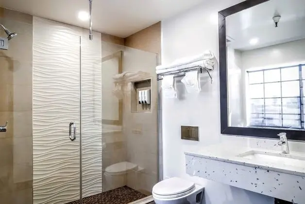 Romantic Çatı Katı (Loft), 1 En Büyük (King) Boy Yatak, Sıcak Su Küveti