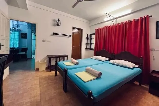 Luxury Tek Büyük Yataklı Oda