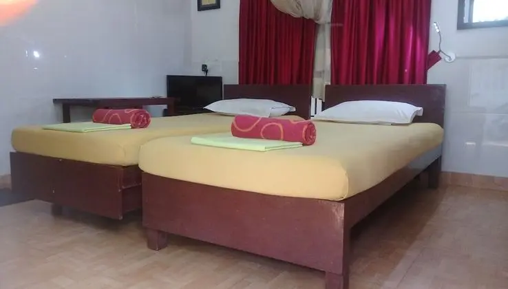 Luxury Tek Büyük Yataklı Oda