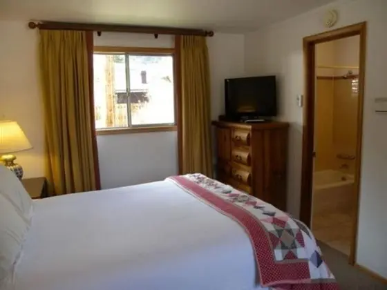 Superior Tek Büyük Yataklı Oda, Özel Banyo (Room 11 - Pet-friendly)