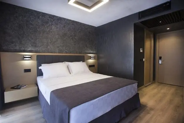 Standart Oda, Şehir Manzaralı