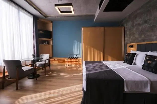 Suite, Şehir Manzaralı
