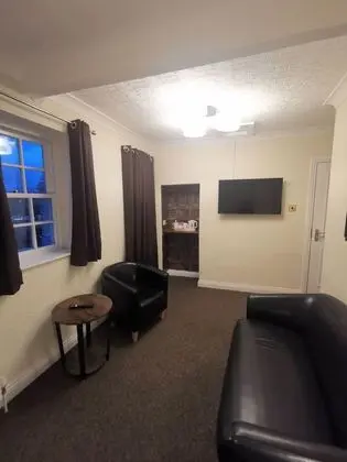 Superior Tek Büyük Yataklı Oda, Banyolu/Duşlu, Bahçe Manzaralı (Deluxe King with Lounge)