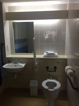 Family Tek Büyük Yataklı Oda