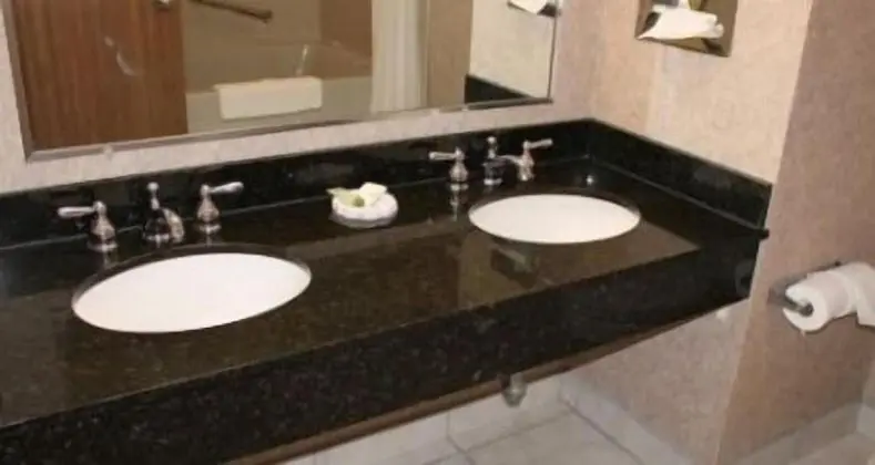 Deluxe Oda, Sigara İçilmez