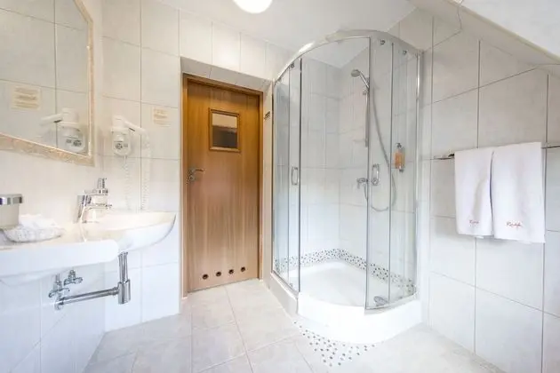 Premium Tek Büyük Yataklı Oda, Balkon