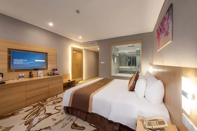 Premium Tek Büyük Yataklı Oda (Premium Balcony King)