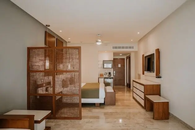 Deluxe Junior Suite - 1 King Size Bed