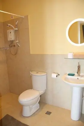 Tek Büyük Yataklı Oda, Balkon, Okyanus Manzaralı