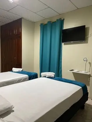 Basic Tek Büyük Yataklı Oda