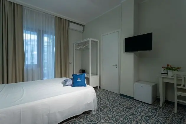 Deluxe Üç Kişilik Oda, Balkon
