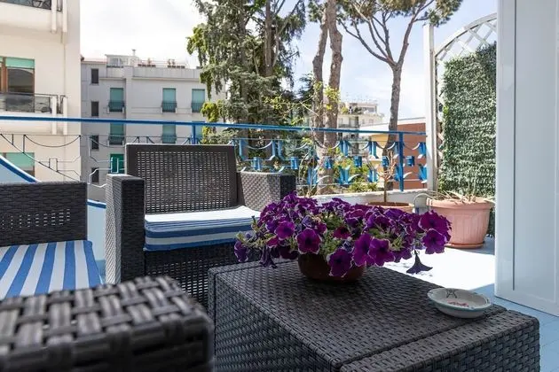 Deluxe Üç Kişilik Oda, Balkon