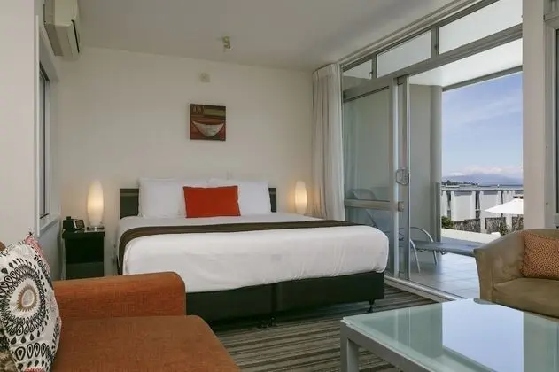 Luxury Stüdyo, 1 En Büyük (King) Boy Yatak, Göl Manzaralı