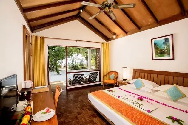 Reethi Sunset Villa