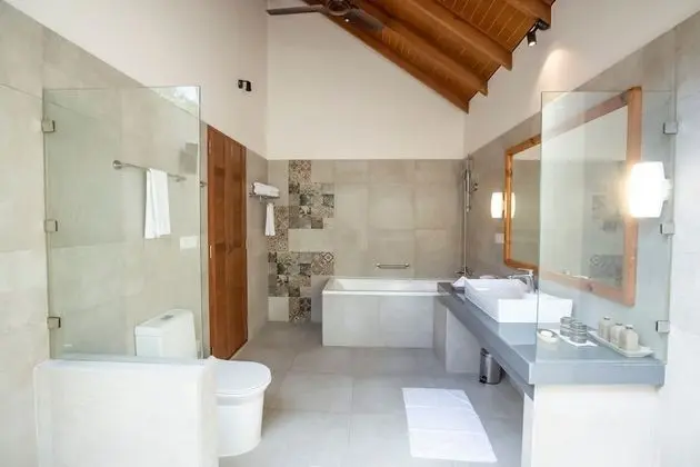 Deluxe Beach Pool Villa