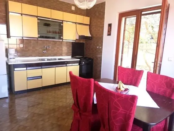 Apart Daire (Ref - 20 m from sea - 1 - A1(4+1))