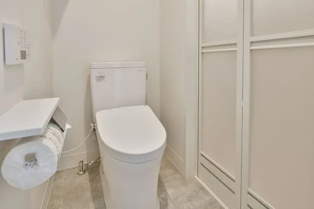 Tek Büyük Yataklı Oda, Sigara İçilmez (with shower booth)