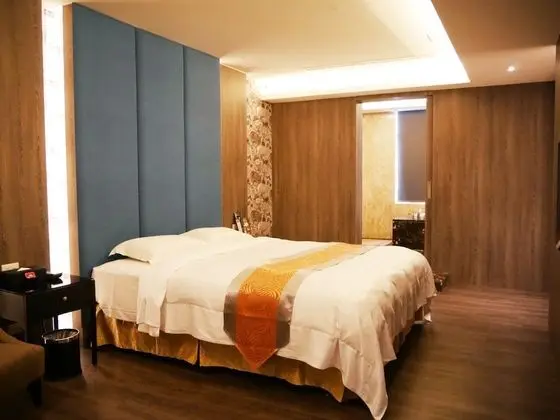 Business Tek Büyük Yataklı Oda