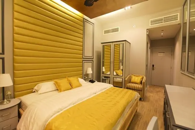 Deluxe Tek Büyük Yataklı Oda