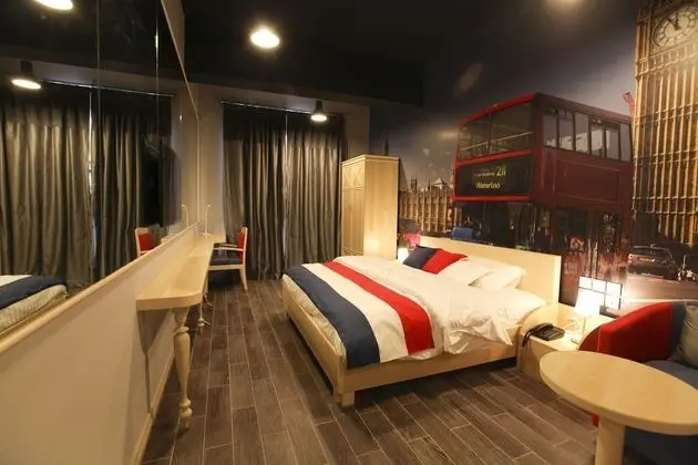 Deluxe Tek Büyük Yataklı Oda