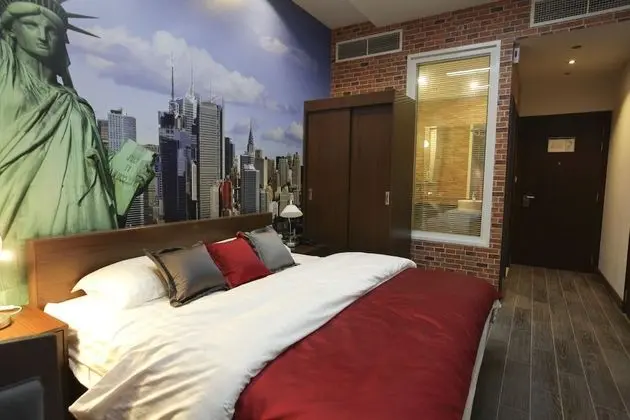Deluxe Tek Büyük Yataklı Oda