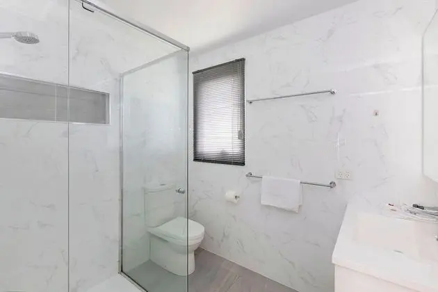 Superior Villa (Sleeps 6 - Dog Friendly)