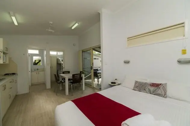 Standard Kulübe (Sleeps 4)