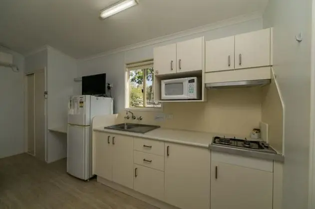 Standard Kulübe (Sleeps 4)