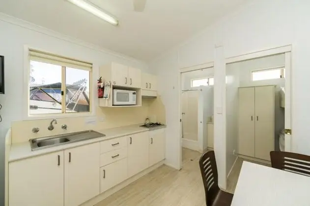 Standard Kulübe (Sleeps 4)