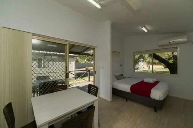 Standard Kulübe (Sleeps 4)