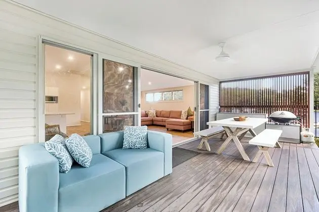 Beach Houses - Sleeps 8